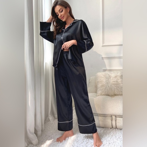 Contrast Piping Button-Up Top and Pants Pajama Set - Picture 4 of 13
